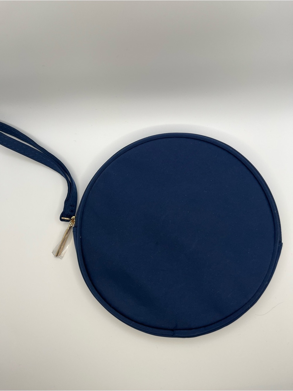 ๐ Giorgio Armani Beauty Navy Blue Round Cosmetic Pouch - Picture 2 of 3